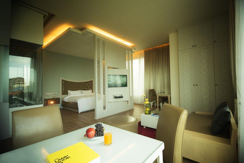 เดอะ เบฟเวอรี่ ฮิลล์ โรงแรม